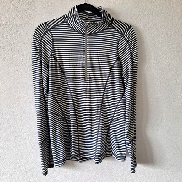 Zella Tops - Zella Blue and White Sweatshirt